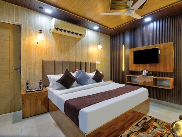 Deluxe Family Room with Balcony