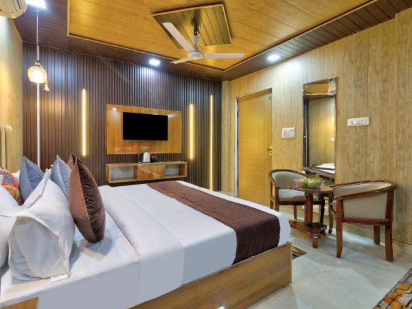 Deluxe Family Room with Balcony