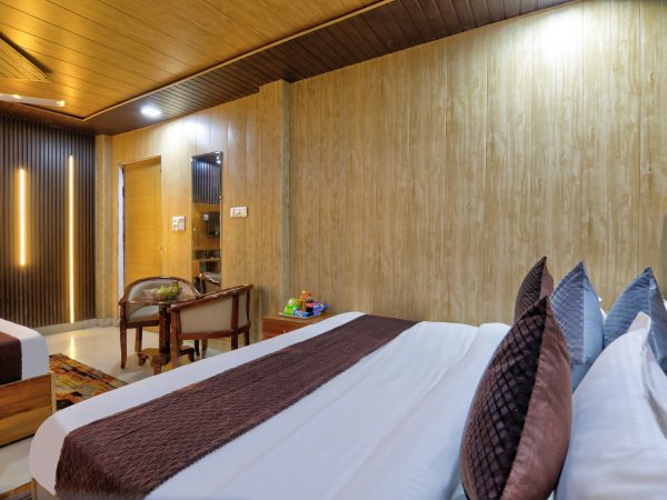Deluxe Family Room with Balcony