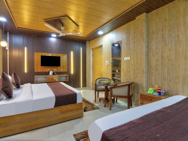 Deluxe Family Room with Balcony