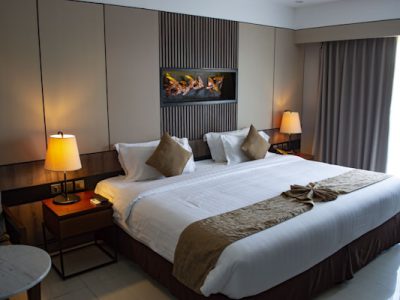 Premium Suite — Living Area
